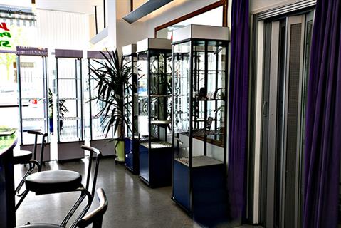 JAVAD Piercingstudio Kaiserslautern professioneller Piercer und T�towierer